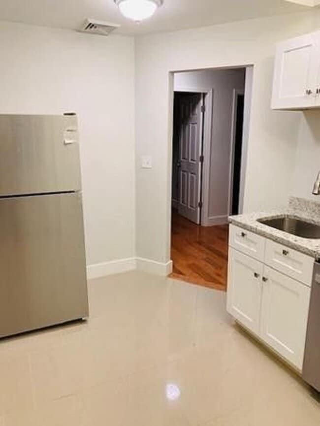 Photo - 72 Fairmont Ave Unit 72 B 2nd Floor