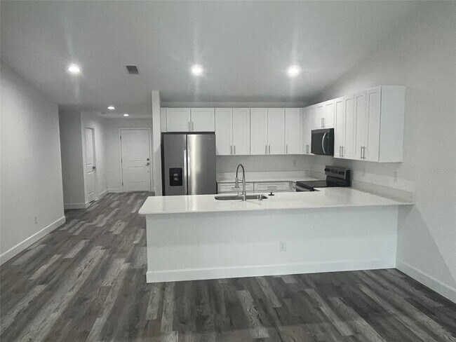 Photo - 10037 Amicola St