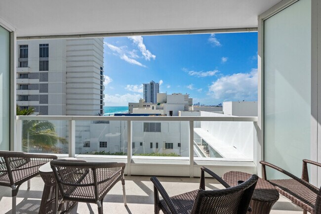 Photo - 4391 Collins Ave Unidad SI ID1540428P