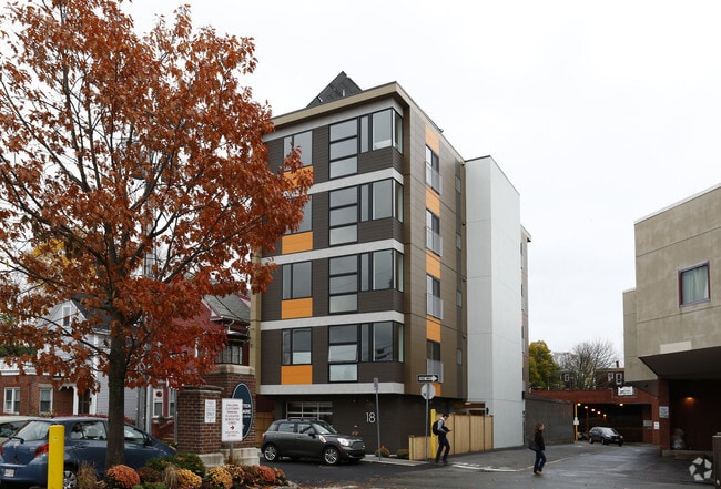 Foto principal - Porter Square Lofts