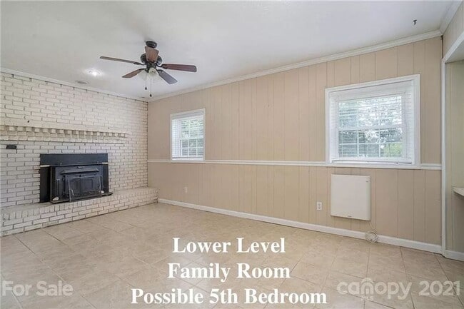 Photo - 3111 Mocking Bird Ln