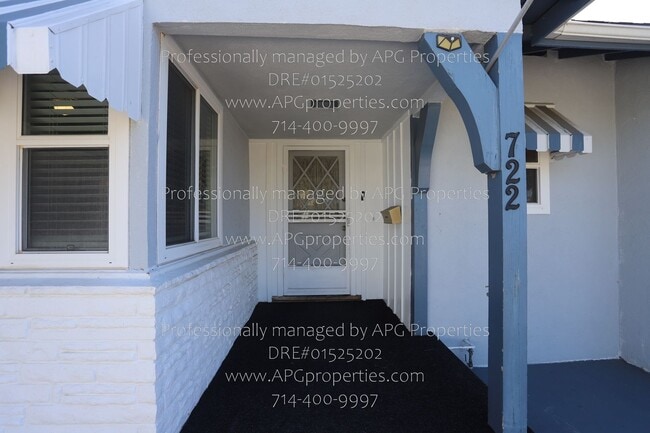 Photo - 722 S Hacienda St