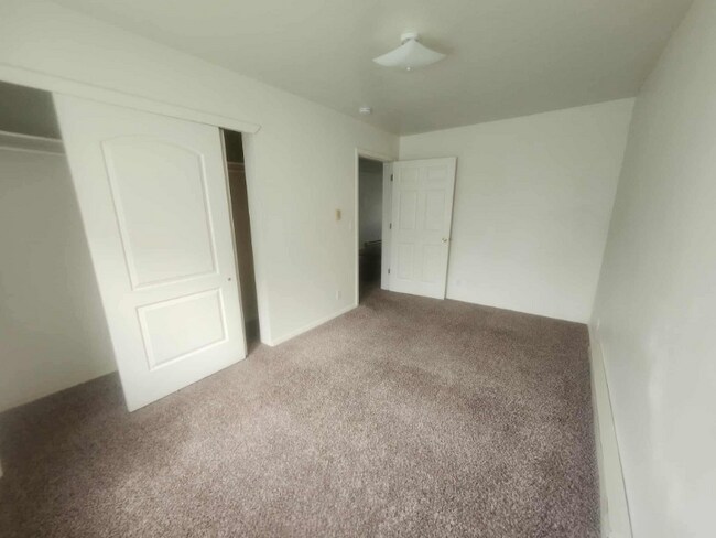 Photo - 950 Sparks St N Apartamento Unidad 1