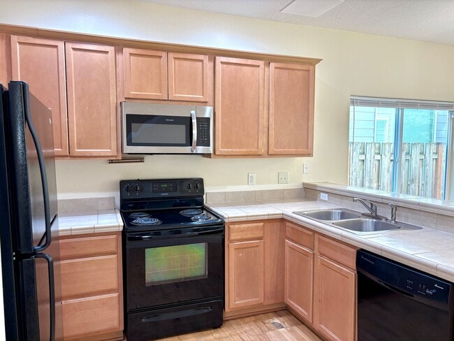 Photo - 9247 N Macrum Ave