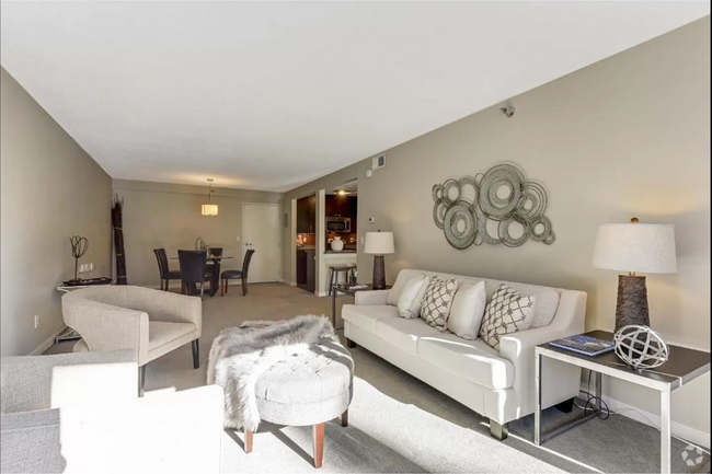 Building Photo - 1Bd/1Ba with Heated Parking, Stainless Ste... Unit B312 Rental