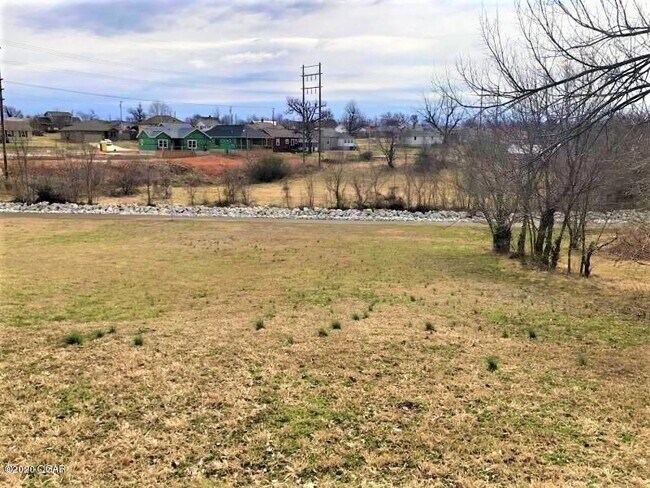 Photo - 2631 S Byers Ave