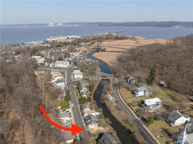 Photo - 351 Piermont Ave