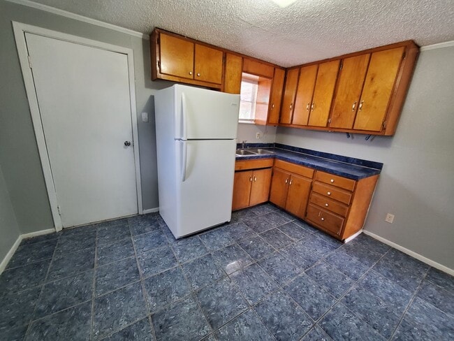 Photo - Newly Rehabbed 3 Bedroom 1 Bath COZY Home!!!!
