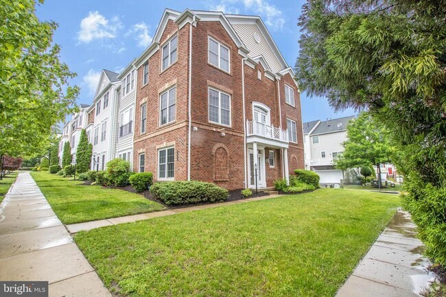 Building Photo - 14741 Potomac Branch Dr Rental