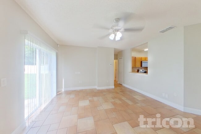 Photo - 1141 Doncaster Ct