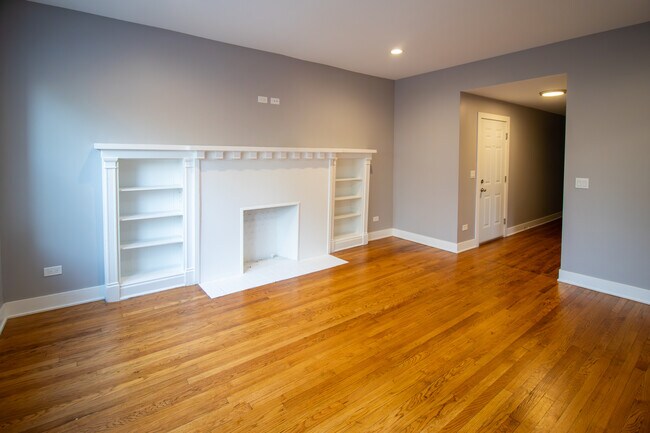 Photo - 5310 S Harper Ave