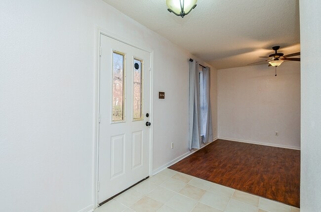 Photo - 13837 Purplemartin St