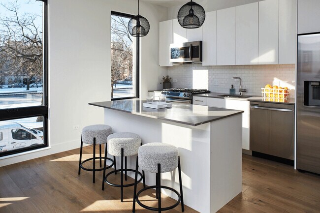 Photo - 1847 N Humboldt Blvd Unidad 204