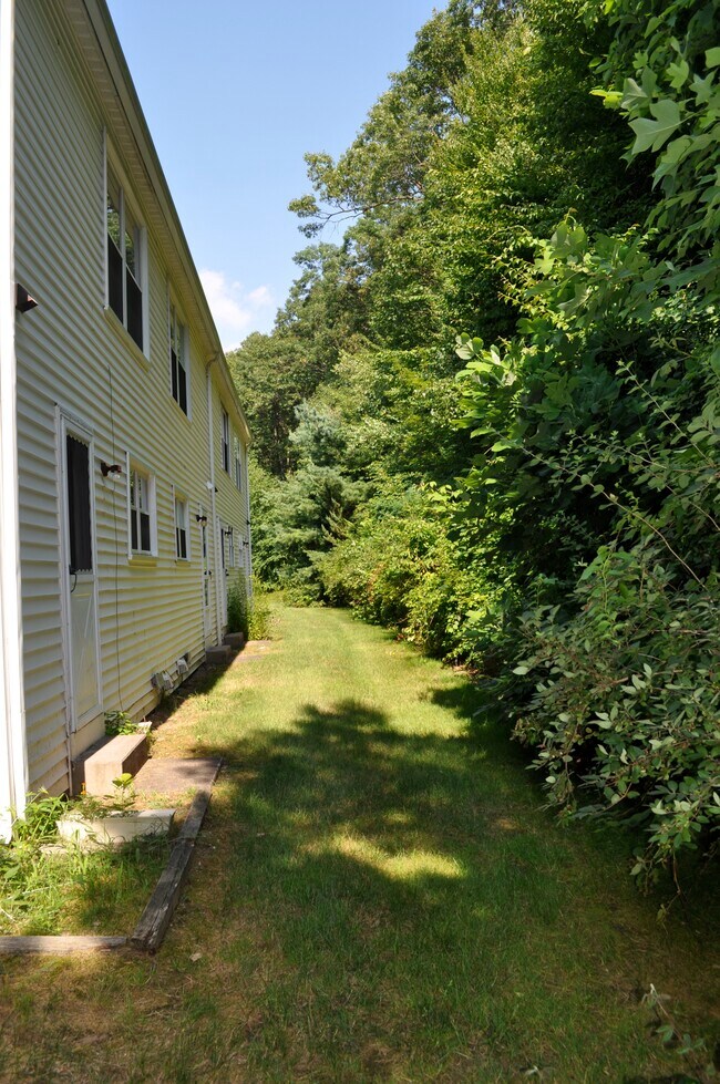 Photo - 181 Sherbrook St