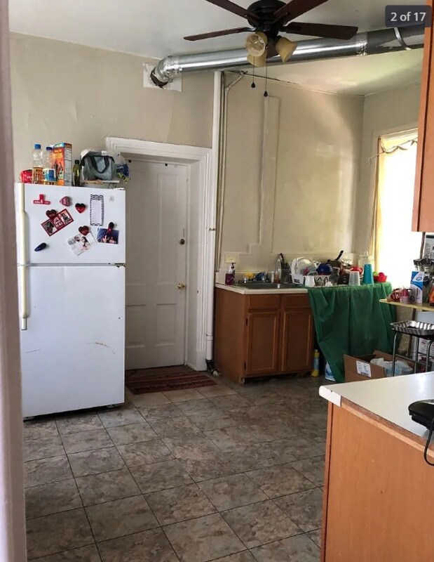 Photo - 124 S Laurel St Unit A