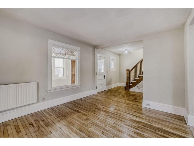 Photo - 2939 Russell Ave N