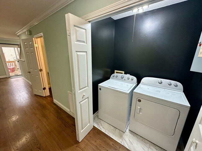 Photo - Beautifully Updated Townhome in the Heart of Clemson Unit 01