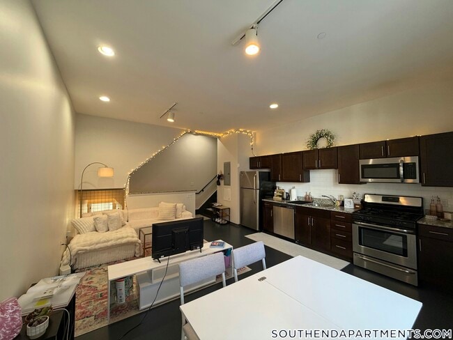 Photo - 160 E Berkeley St Unit 309