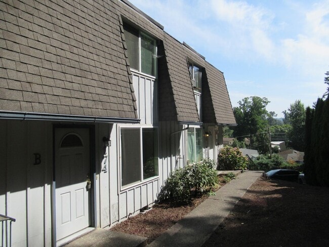 Nice clean 2 bedroom w/ private back yard - Nice clean 2 bedroom w/ private back yard Apartamento Unidad B