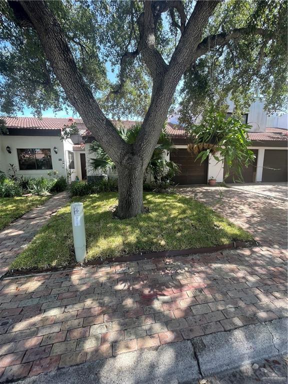 Photo - 113 W Shasta Ave Townhome