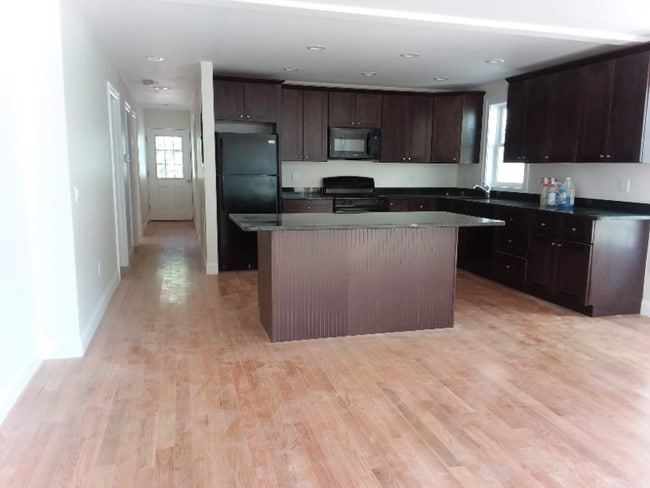 Photo - 2 Judge Street Path Unit 1