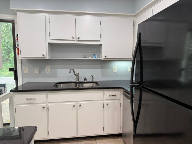Kitchen with granite countertops - 226 Hillsboro Pl Unit 226 Hillsboro Place