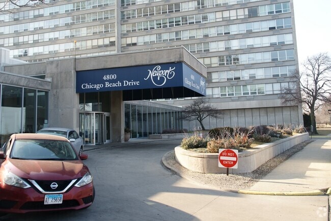 Building Photo - 4800 S Chicago Beach Dr Unit 409S Rental