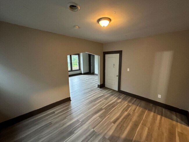 Photo - 2162-2164 N 41st St. (Duplex) Unidad 2164 Upper