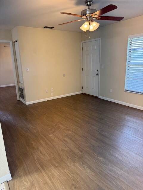 Photo - 1933 NE 17th Pl