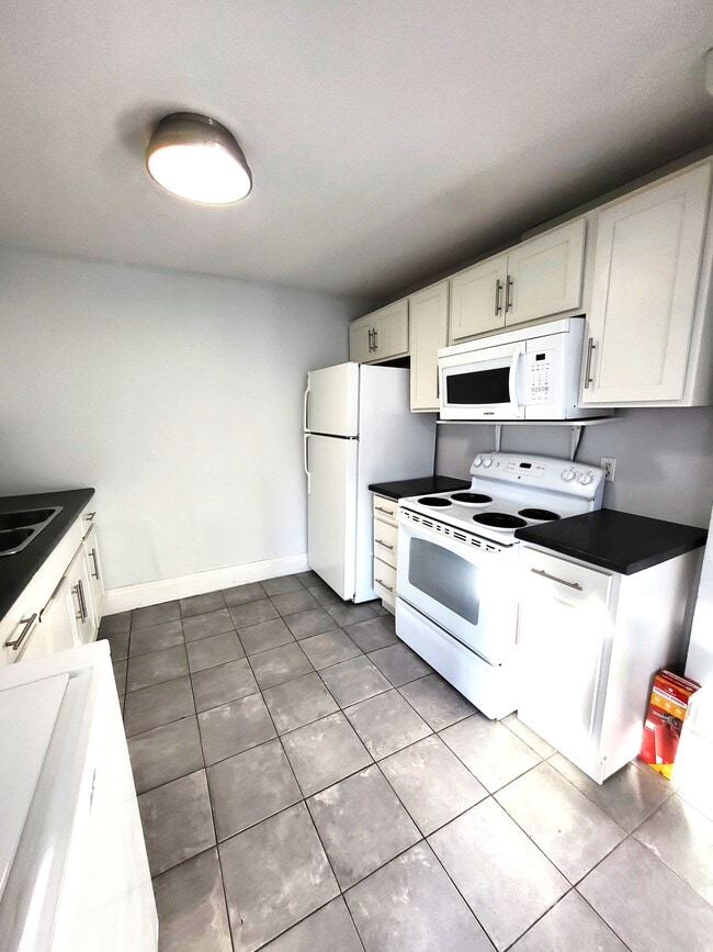 Photo - 269 Main St Unit 3