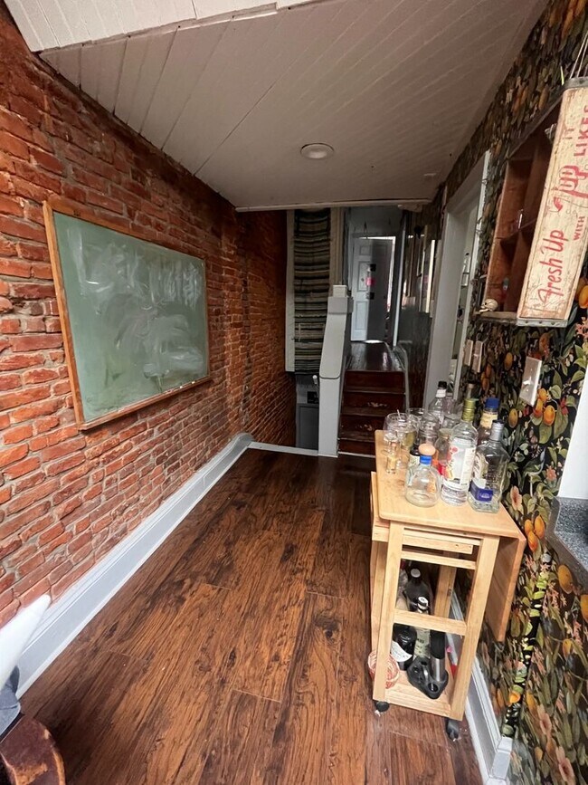 Photo - 759 Corinthian Ave Unit 3