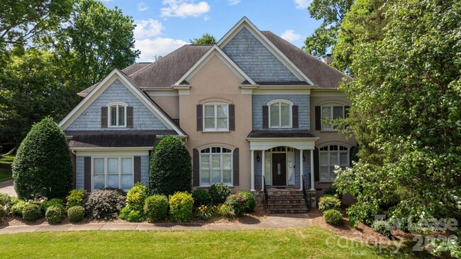 Building Photo - 9205 Woodriver Ln