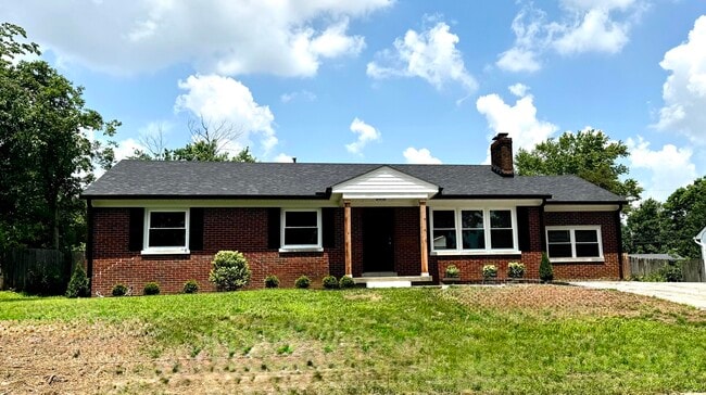 Photo - 1821 Blue Ridge Dr