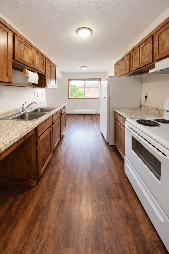 Photo - 1117 7th St SE
