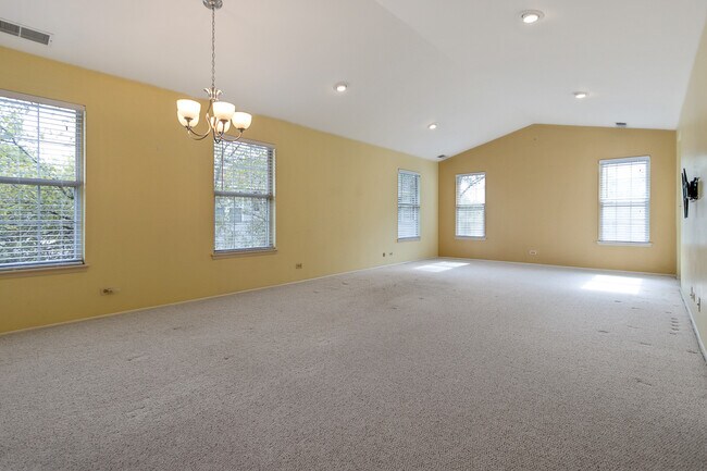 Photo - 164 White Branch Ct