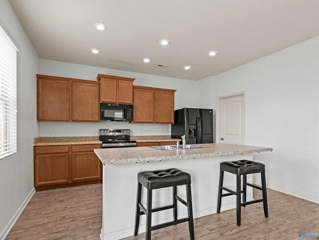 Photo - 30057 Glenrose Way