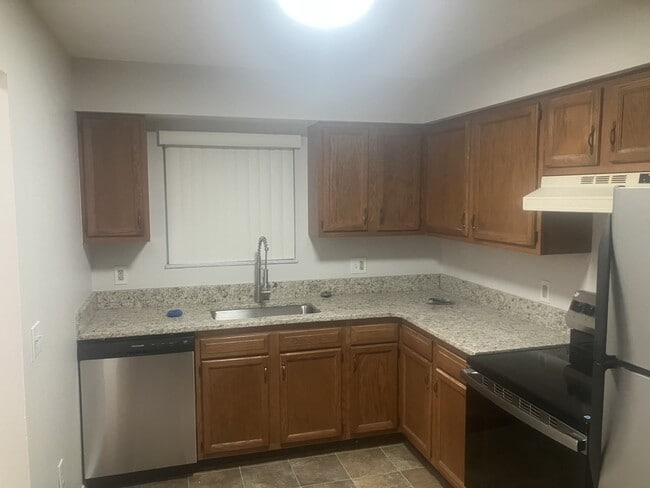 Photo - 35711 Alfred St Unidad 2