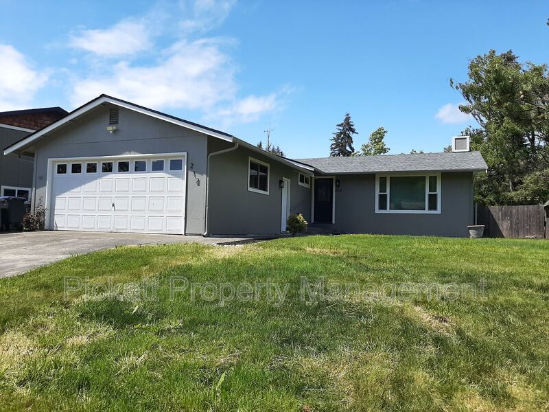 Photo - 212 Torval Canyon Rd
