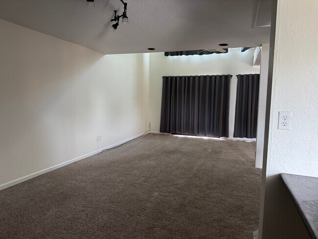 Photo - 121 Avenida 23