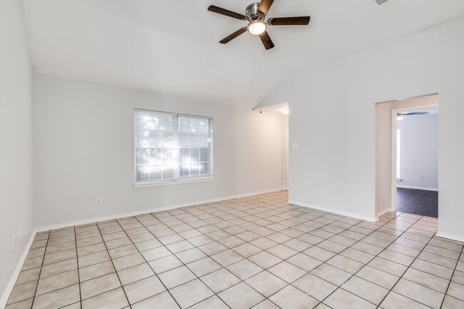 Photo - 1714 Tina Marie Rd