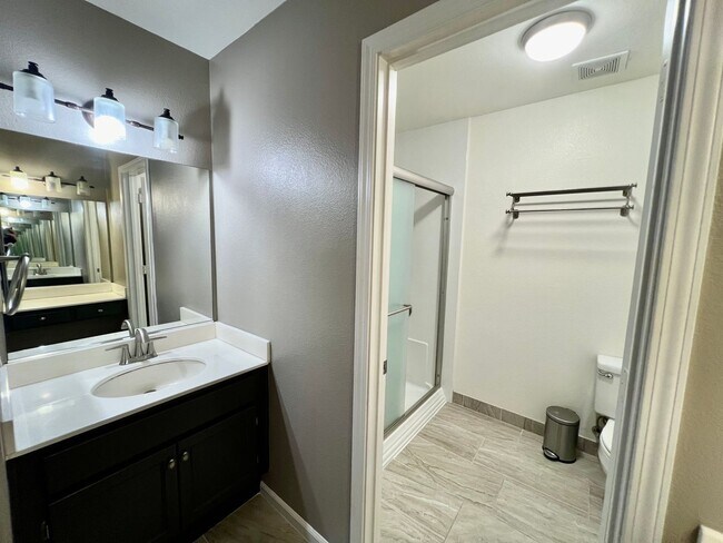 Photo - Welcome to this beautiful 3-bedroom, 2-bathroom condo in the desirable Avalon at Eagles Crossing Unidad 203