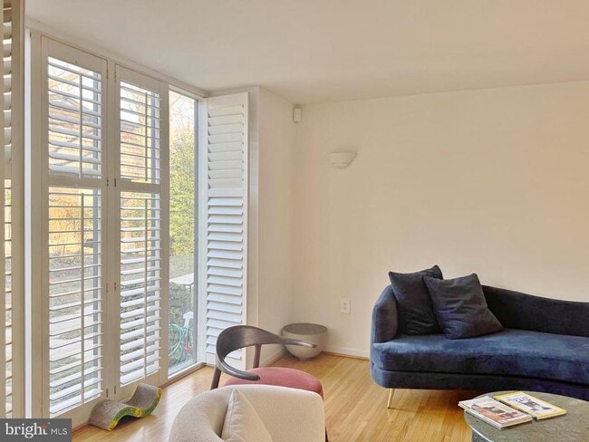 Photo - 10753 Deborah Dr