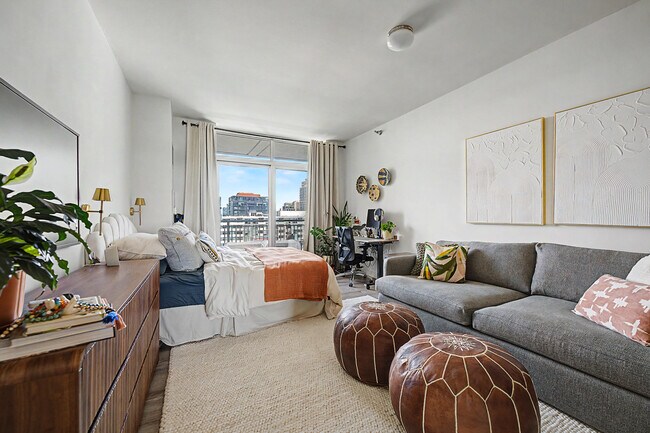 Photo - 330 W Grand Ave Unit 1405