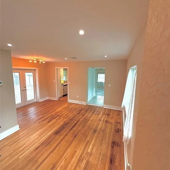 Photo - 238 N Main St