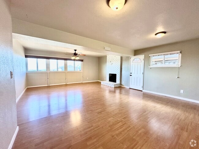 Building Photo - 166 Rishell Drive Unit Studio Rental