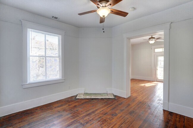 Photo - 212 W 39th St Unit 212 West 39th Street