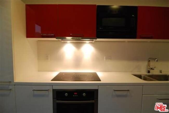 Photo - 901 Flower St Unidad 306