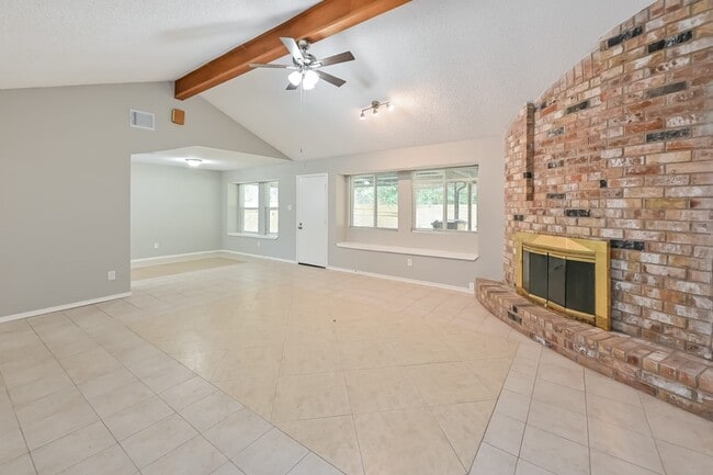 Photo - 8703 Saratoga Forest Dr