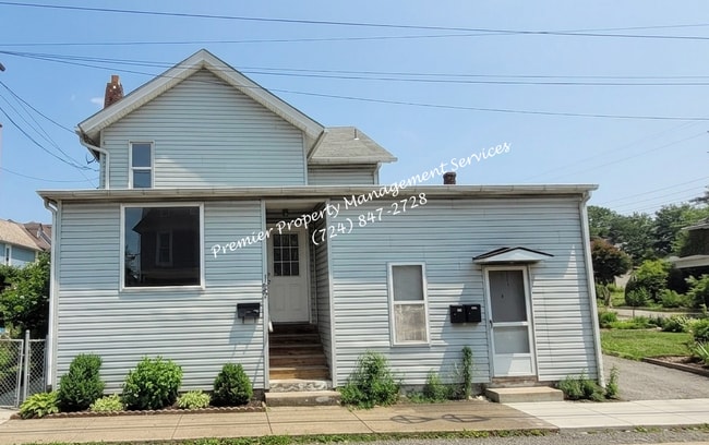 Building Photo - 125 N Chestnut St Unit 1/2