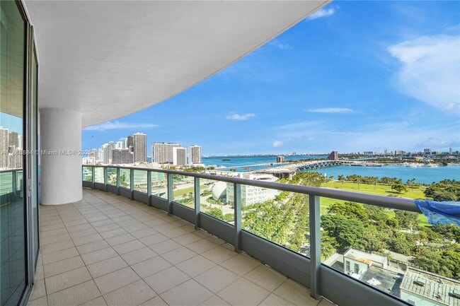 Photo - 900 Biscayne Blvd Unidad 2106